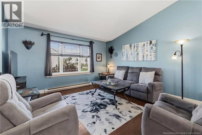 136 Holland Drive — photo 7 of 40