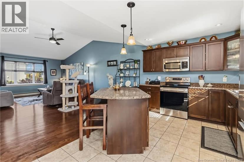 136 Holland Drive — photo 11 of 40