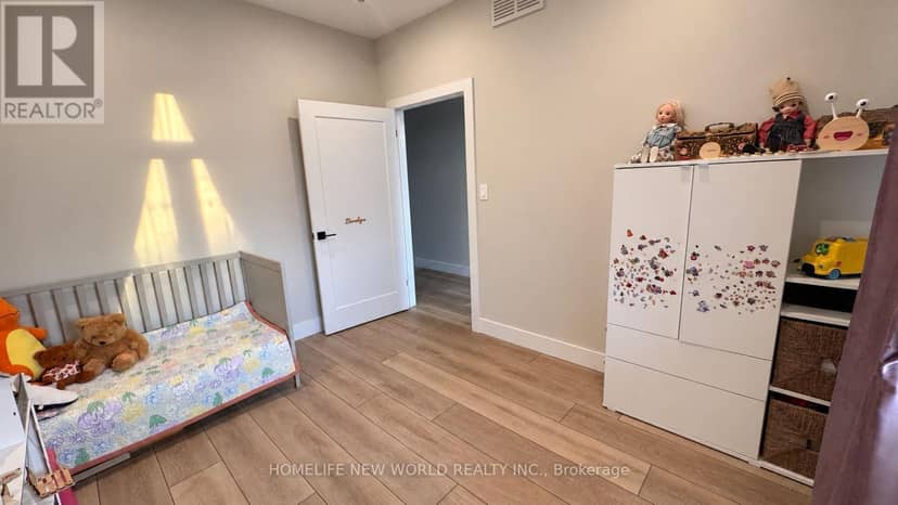 118 Devinwood Avenue — photo 24 of 40
