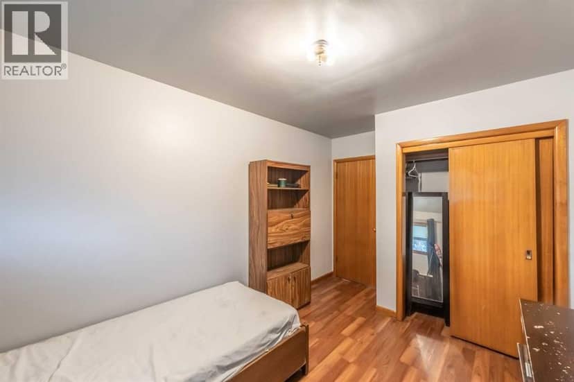 2628 Capitol Hill Crescent NW — photo 11 of 38