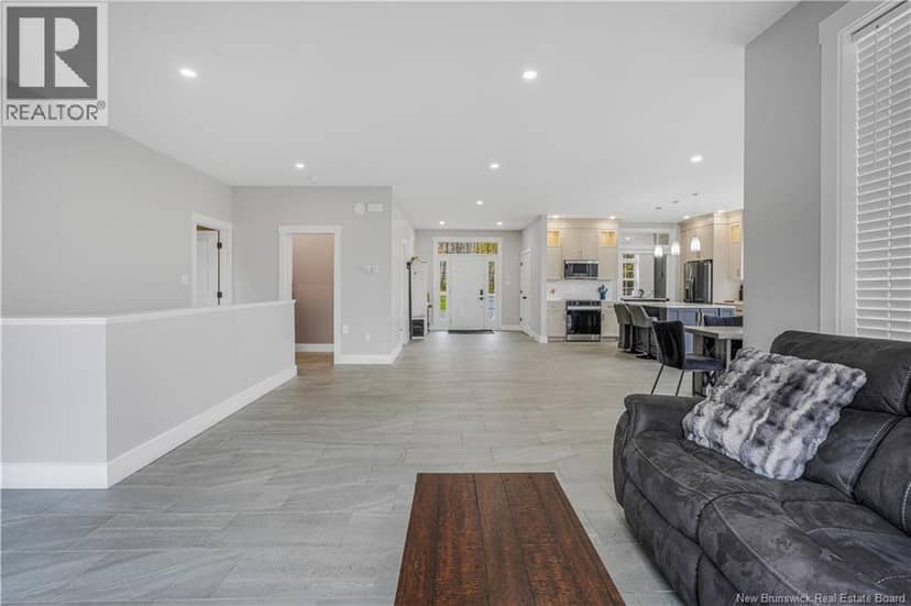 35 Braun Street — photo 16 of 40