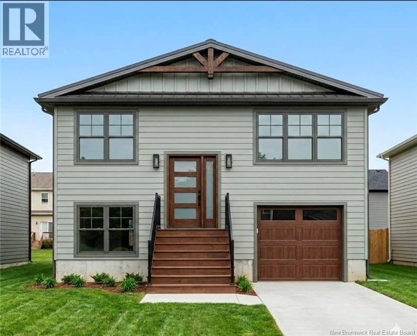 497 Gibson Street — photo 1 of 5