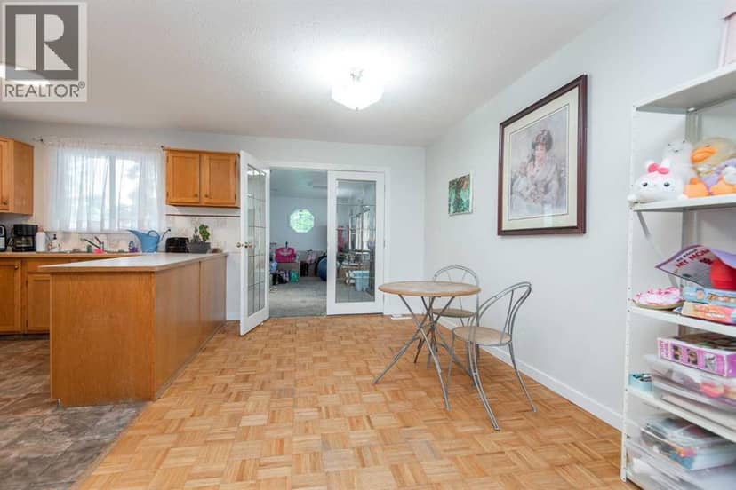 105 Bell Street — photo 13 of 40
