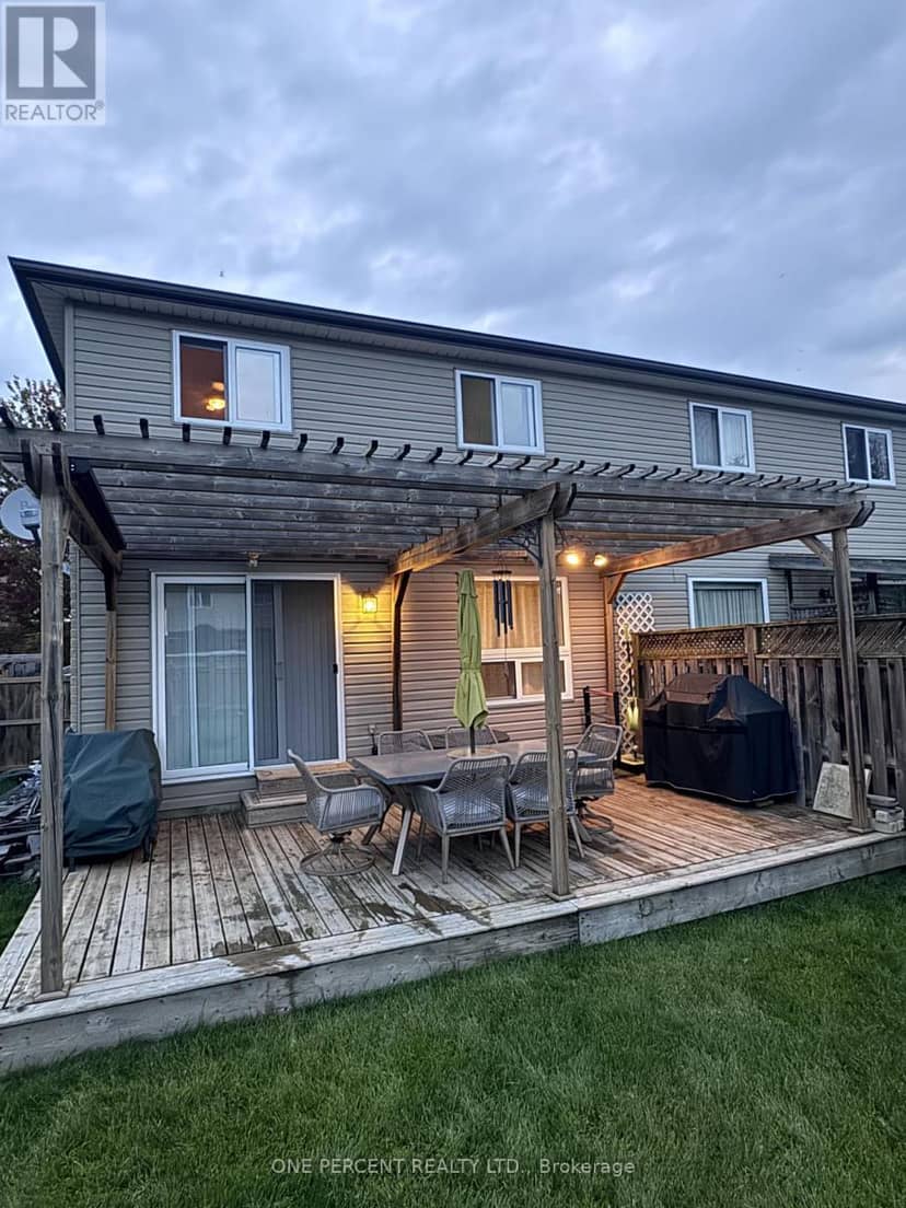 459 Albert Street — photo 26 of 27