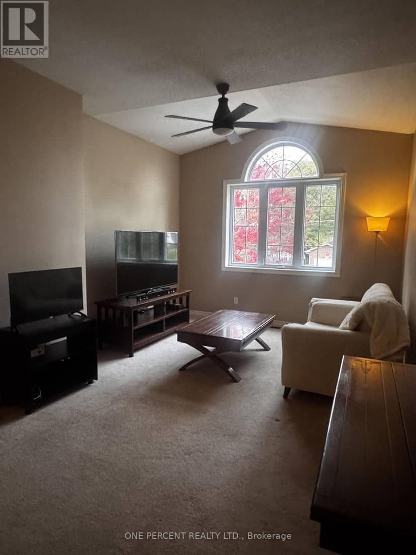 459 Albert Street — photo 15 of 27