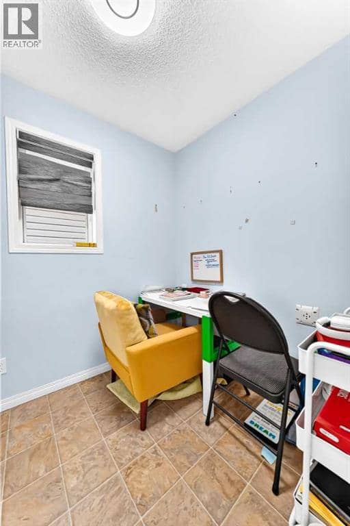 86 Panamount Plaza NW — photo 34 of 40