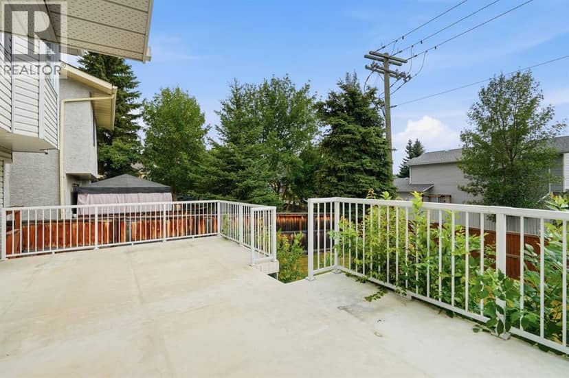 61 Shannon Crescent SW — photo 34 of 40
