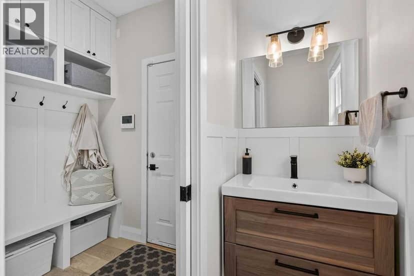 214 Cranleigh View SE — photo 20 of 40