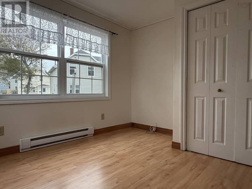 208 Dillon Street — photo 31 of 40