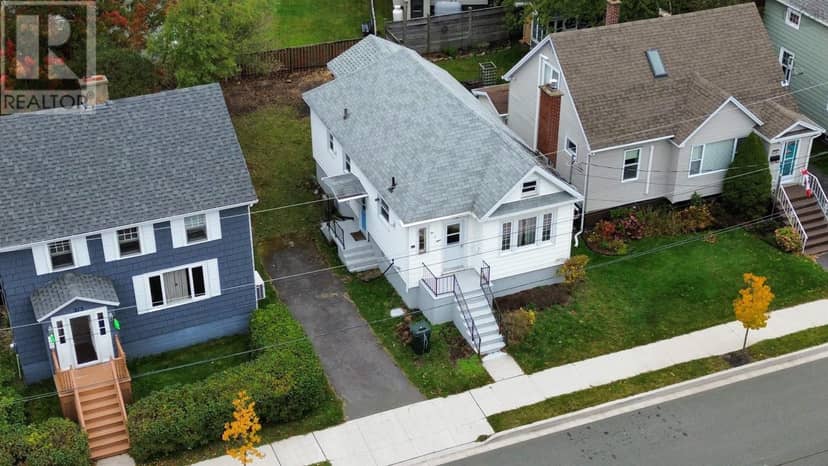 208 Dillon Street — photo 11 of 40