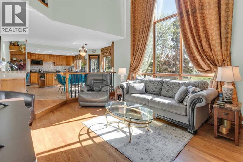 4 Hamptons Heath NW — photo 17 of 33