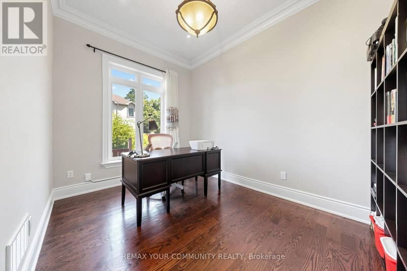 39 Moore Park Avenue — photo 19 of 40