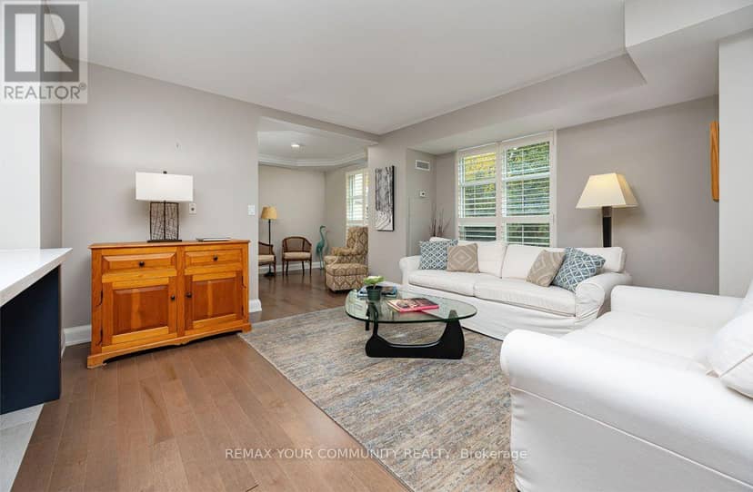 201 - 650 Mount Pleasant Road, Toronto, photo 5