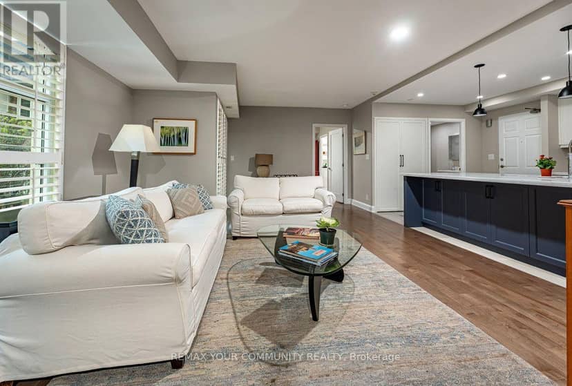 201 - 650 Mount Pleasant Road, Toronto, photo 7