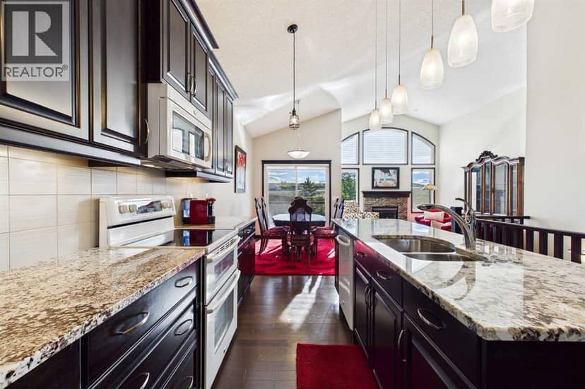211 Valley Pointe Place NW, Calgary, photo 4