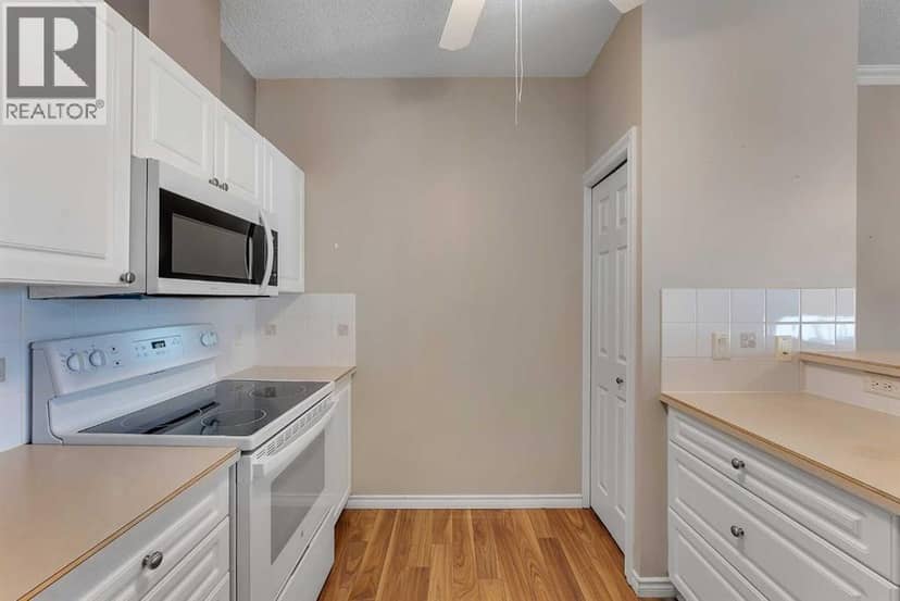 1109, 1010 Arbour Lake Road NW — photo 12 of 36