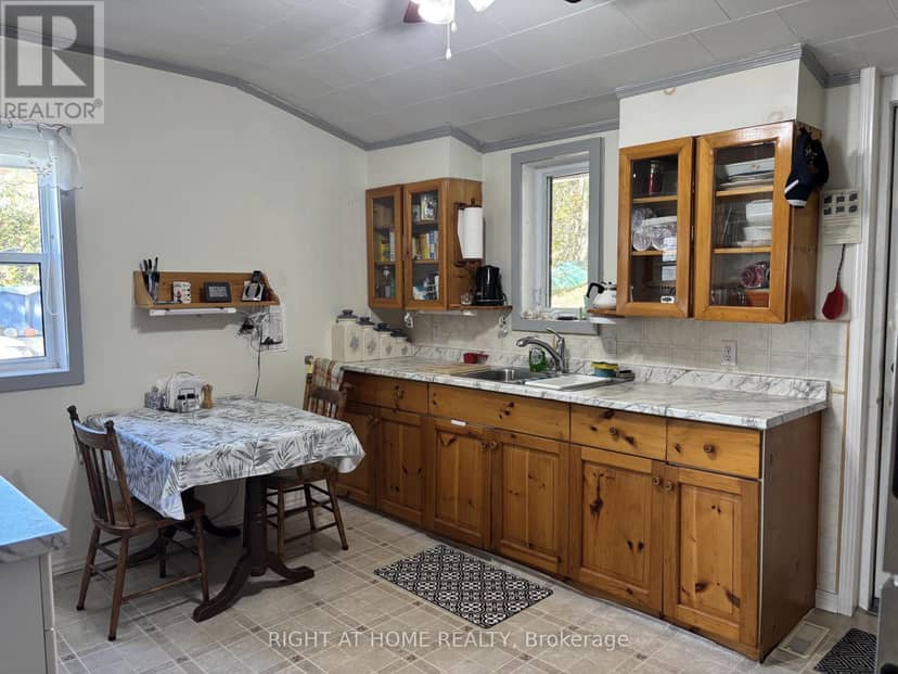 35 Cascade Street — photo 18 of 38