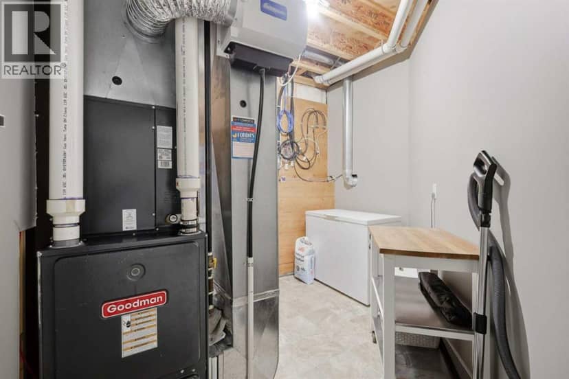 4109 45 Avenue — photo 34 of 40