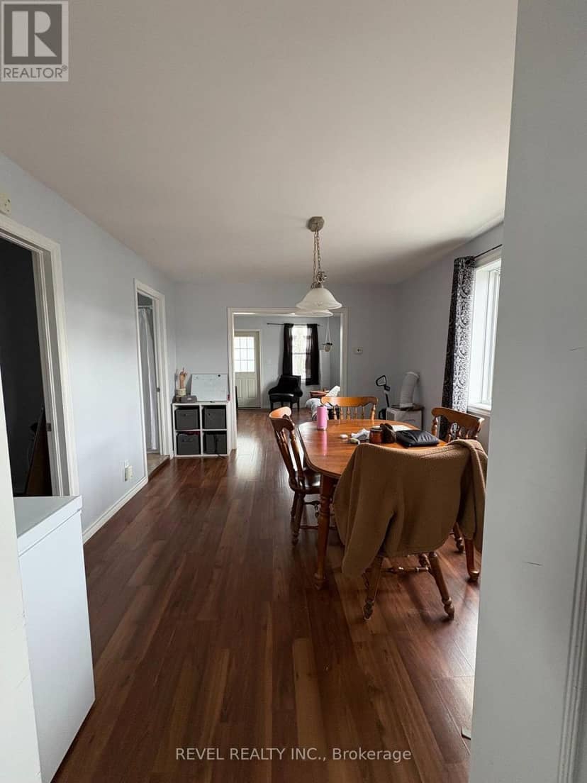 103 Commercial Avenue — photo 28 of 30