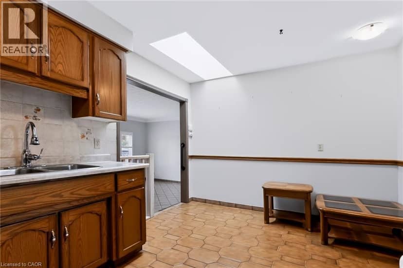 261 CARLA Avenue — photo 17 of 40
