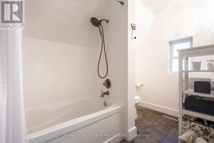 6254 Russell Street — photo 21 of 30