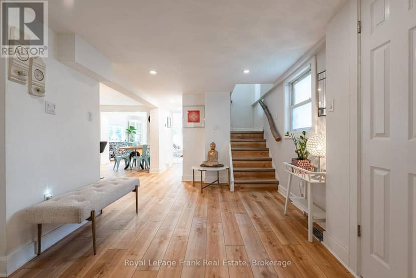 6254 Russell Street — photo 4 of 30