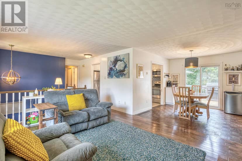 37 Theresa Court, Lake Echo, photo 4