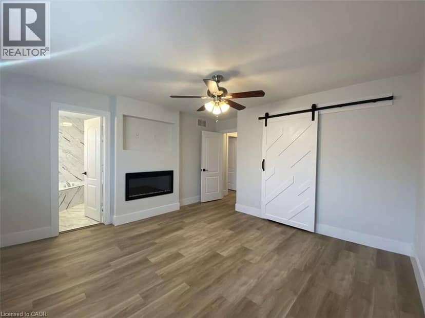125 STEEPLERIDGE Street — photo 16 of 33