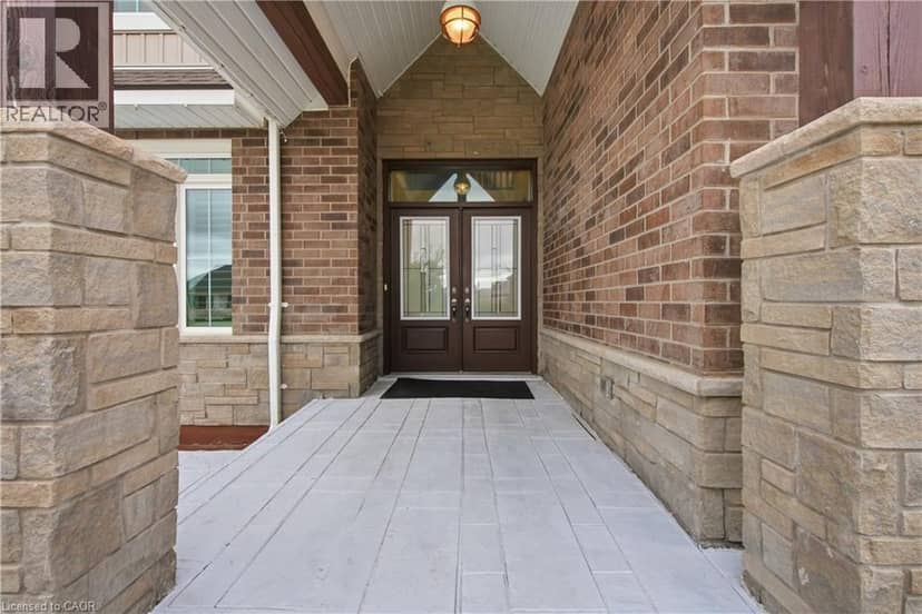 6 FEATHERS Crossing, St. Thomas, photo 6