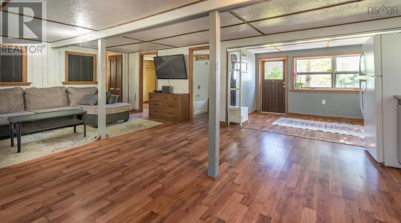 73 Beechwood Drive — photo 20 of 36
