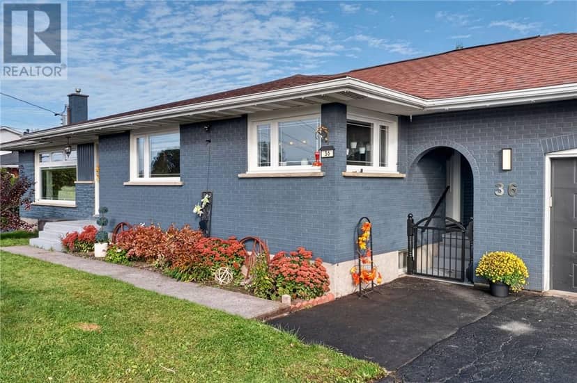 36 EDWARD Avenue, Chelmsford, photo 3