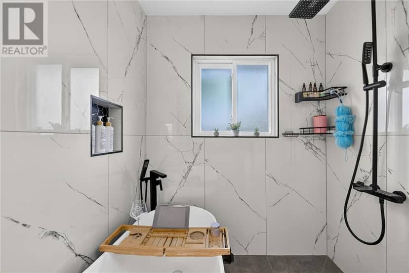 36 EDWARD Avenue — photo 35 of 40
