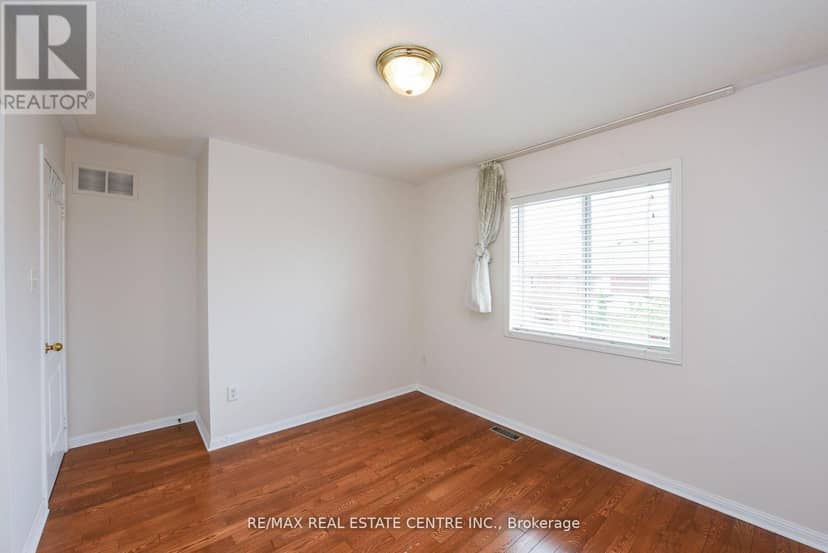 5989 Sidmouth Street — photo 24 of 40