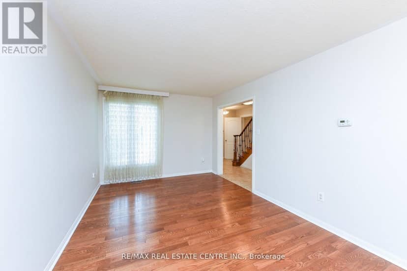 5989 Sidmouth Street — photo 9 of 40