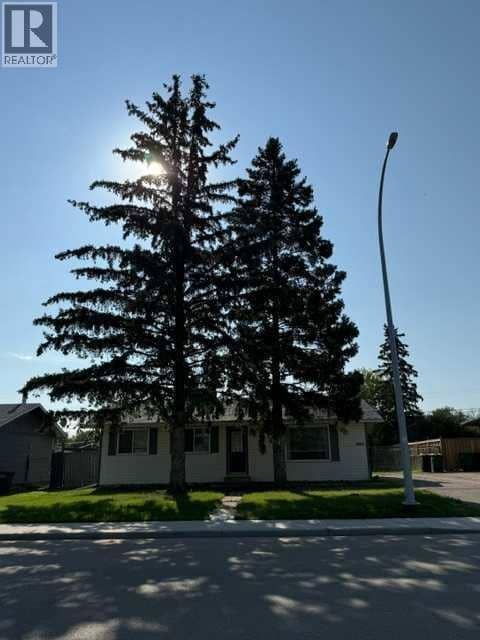 10205 103 Street — photo 34 of 34