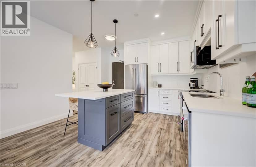 332 GOSLING Gardens Unit# 104, Guelph, photo 3