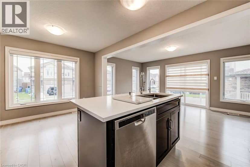 77 JOHN BRABSON Crescent — photo 21 of 40