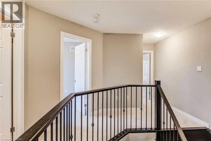 77 JOHN BRABSON Crescent — photo 37 of 40
