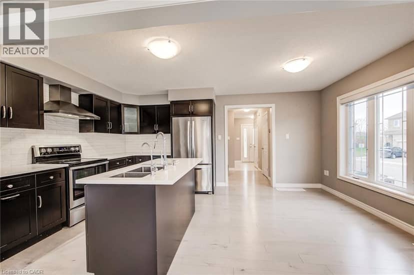 77 JOHN BRABSON Crescent — photo 18 of 40