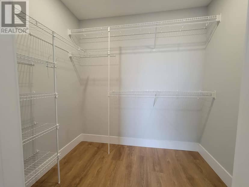 404 18 Gilbert Drive — photo 10 of 22