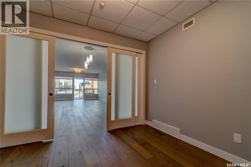 301 2300 Broad STREET — photo 24 of 40