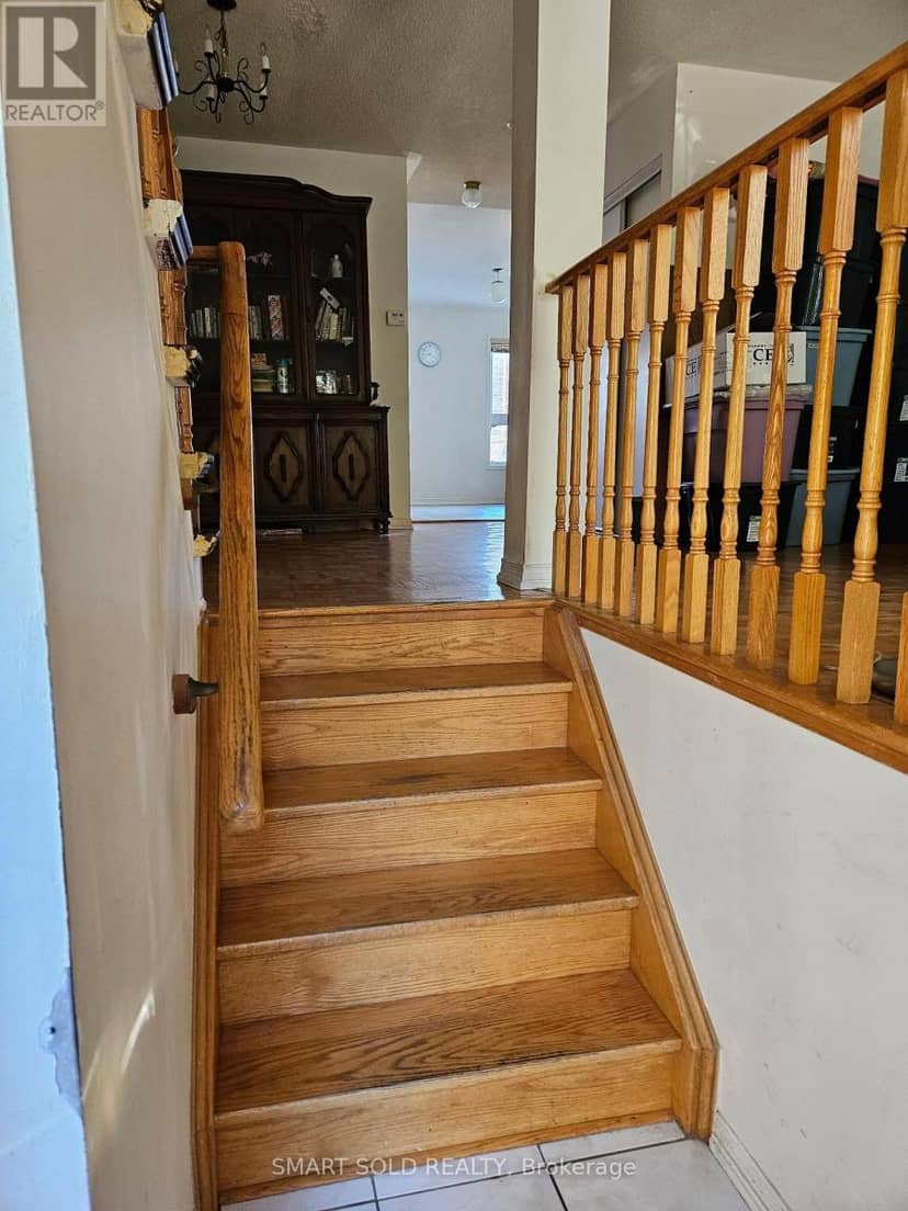 76 Viella Street — photo 9 of 18
