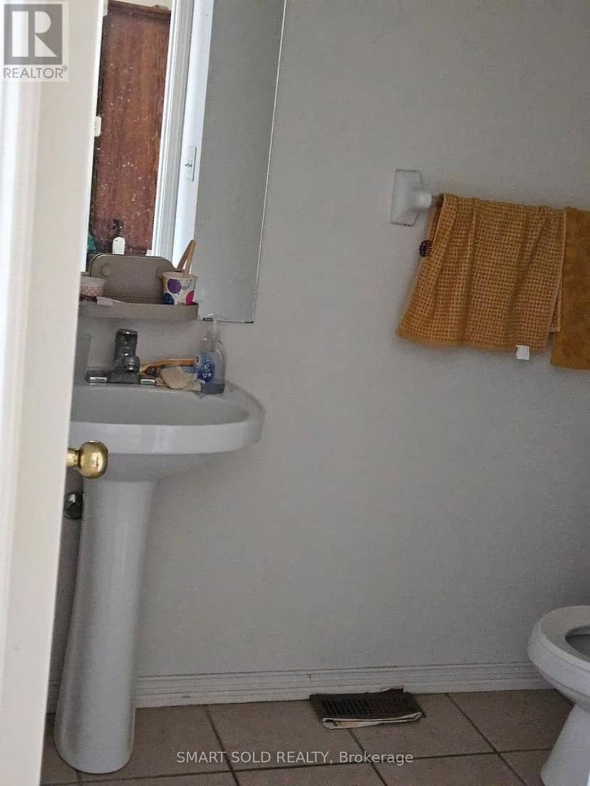 76 Viella Street — photo 15 of 18