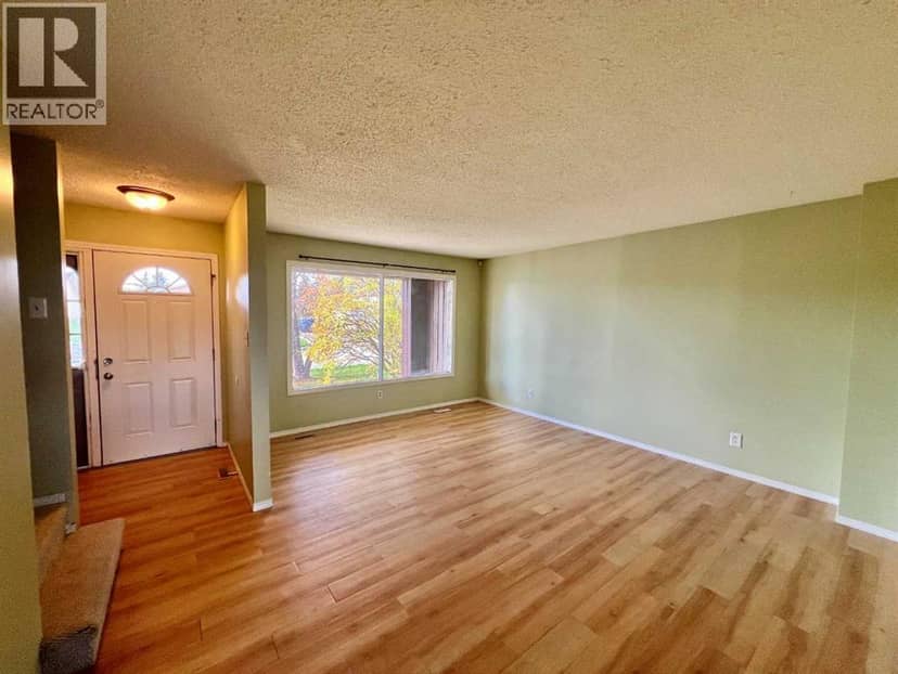 8111 94 Street, Grande Prairie, photo 3