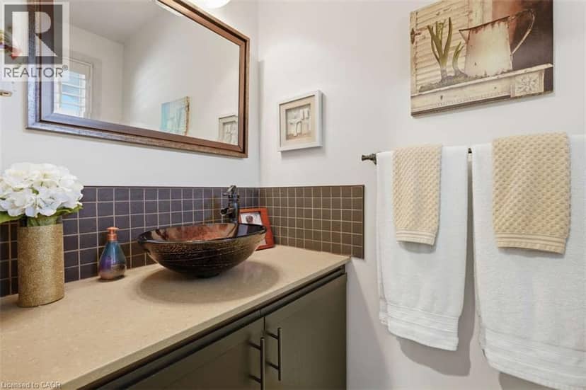 1531 UPPER WELLINGTON Street — photo 23 of 40