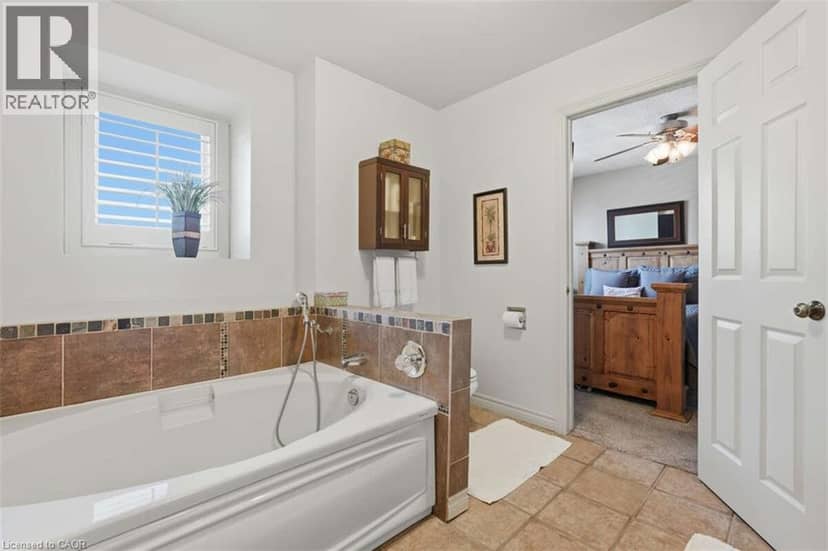 1531 UPPER WELLINGTON Street — photo 30 of 40