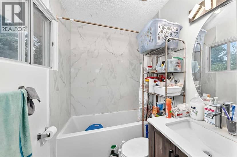 3219 Palliser Drive SW — photo 16 of 40