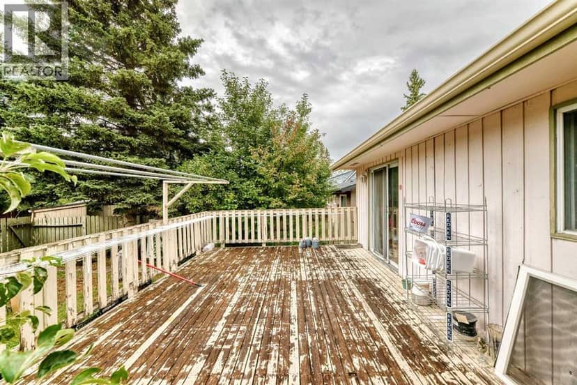 3219 Palliser Drive SW — photo 20 of 40