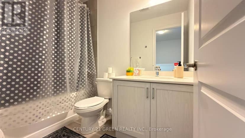 11 - 575 Woodward Avenue — photo 18 of 23