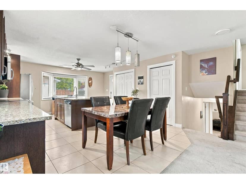 18208 99 AV NW — photo 10 of 40